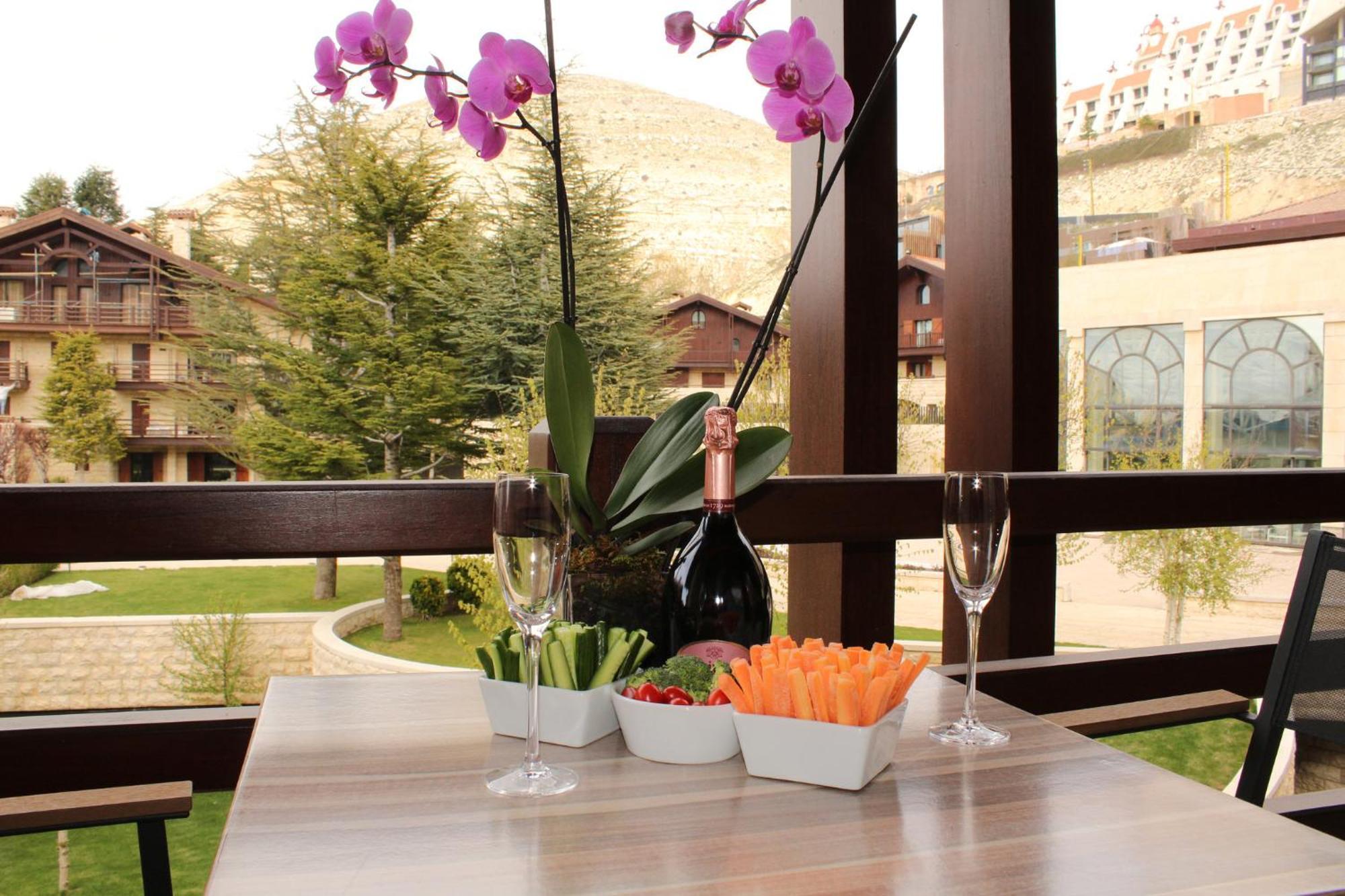Intercontinental Mzaar Lebanon Mountain Resort & Spa By Ihg Mzaar Kfardebian Eksteriør bilde