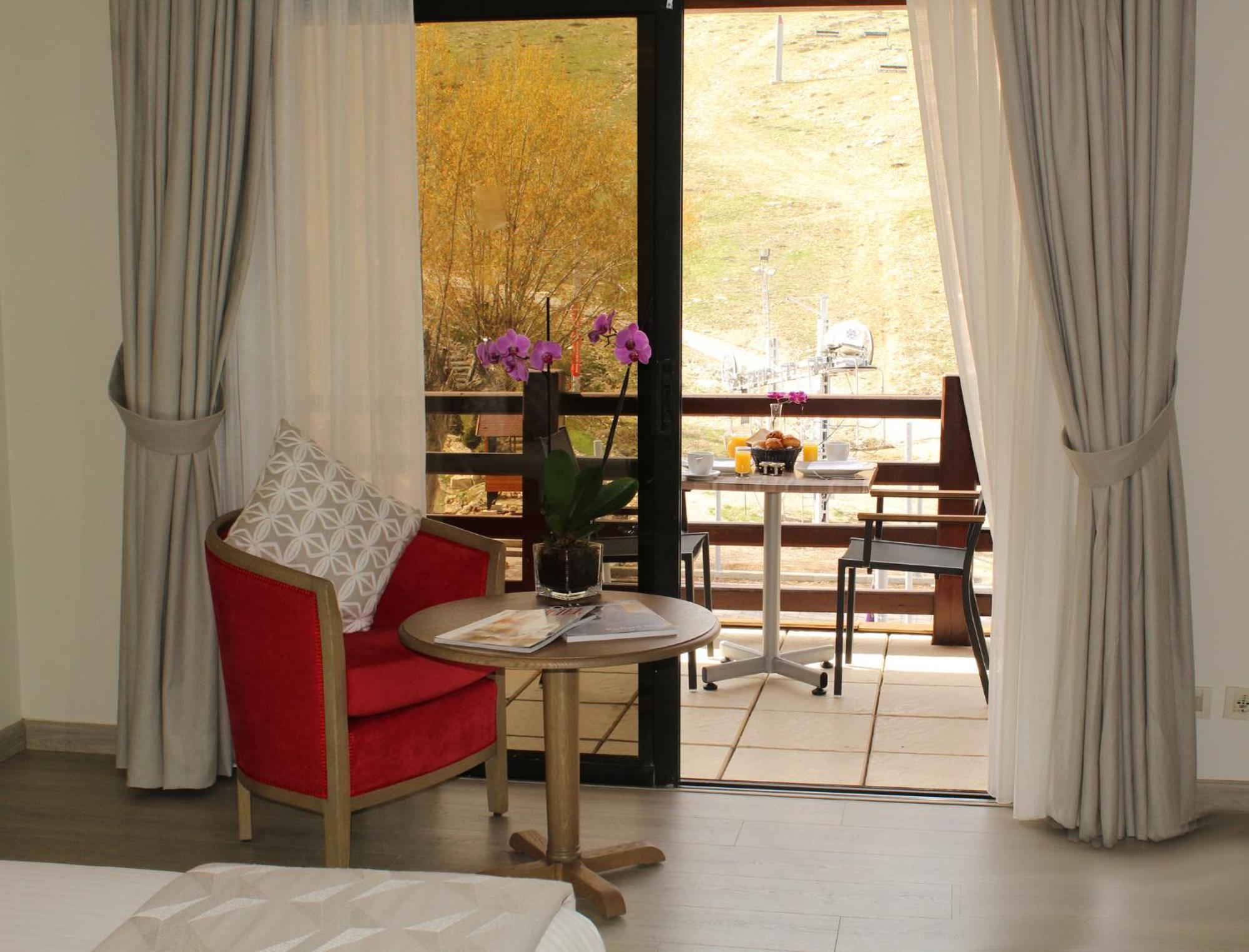 Intercontinental Mzaar Lebanon Mountain Resort & Spa By Ihg Mzaar Kfardebian Eksteriør bilde